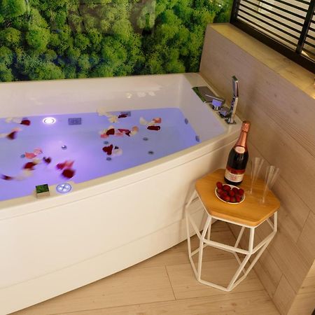 Luxury Apartments «Love Story» Івано-Франківськ Екстер'єр фото
